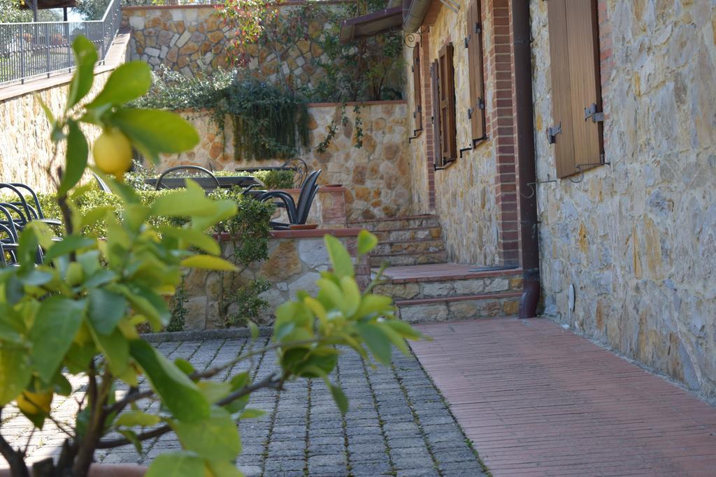 Agriturismo Amina, Winery & Hiking Vagliagli Luaran gambar
