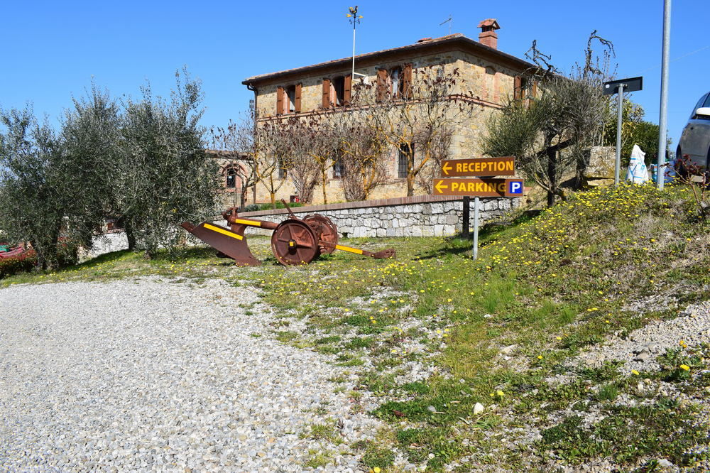 Agriturismo Amina, Winery & Hiking Vagliagli Luaran gambar